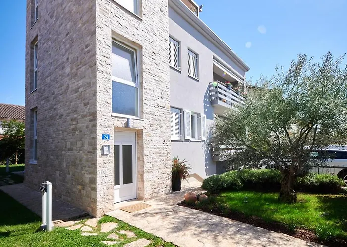 Mina's Shine 아파트 *