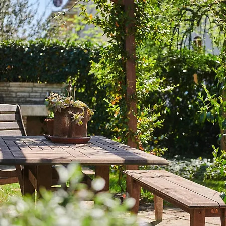 Apartment Mina's Shine *